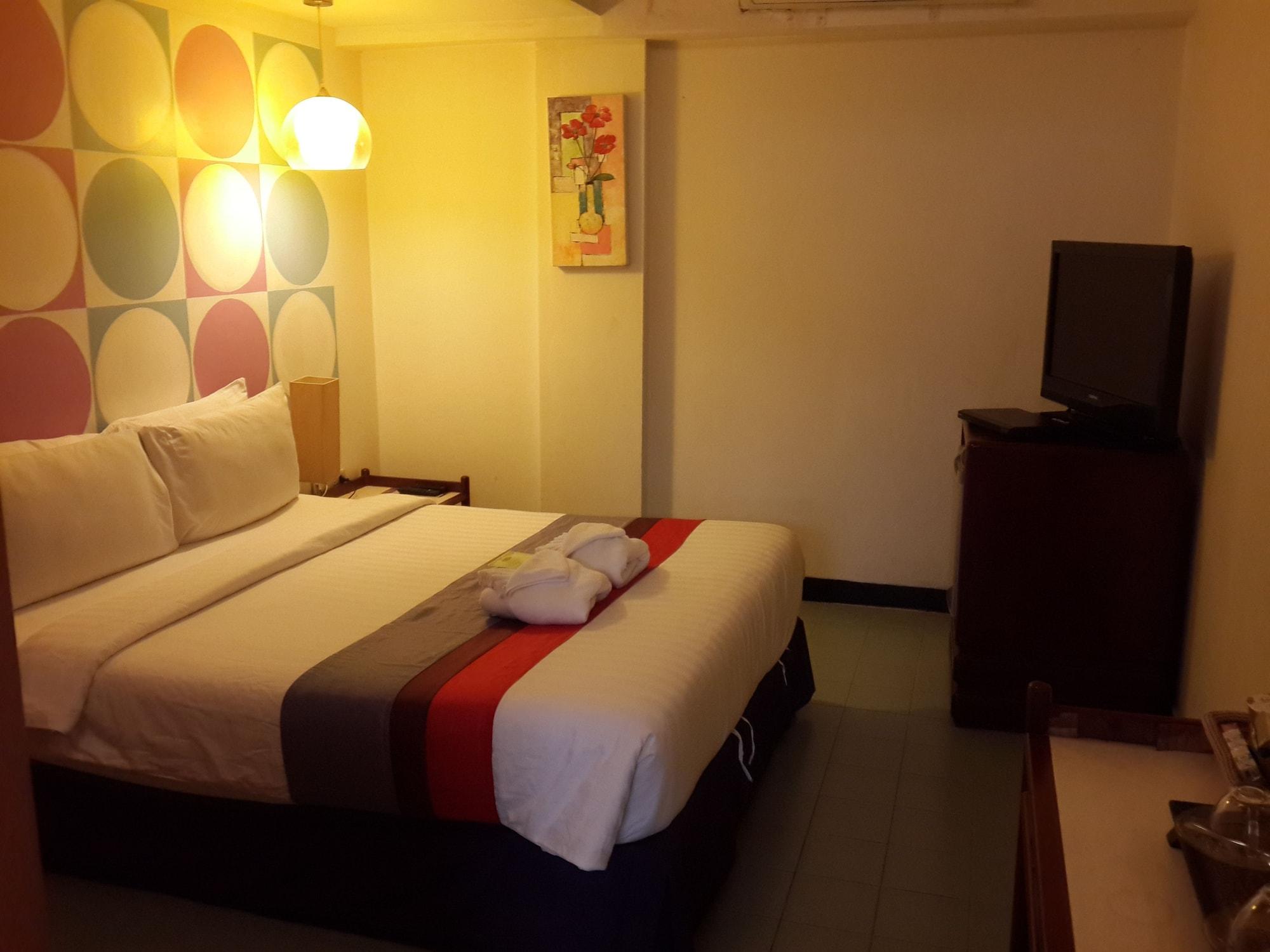 Sawasdee Sukhumvit Inn Banguecoque Exterior foto