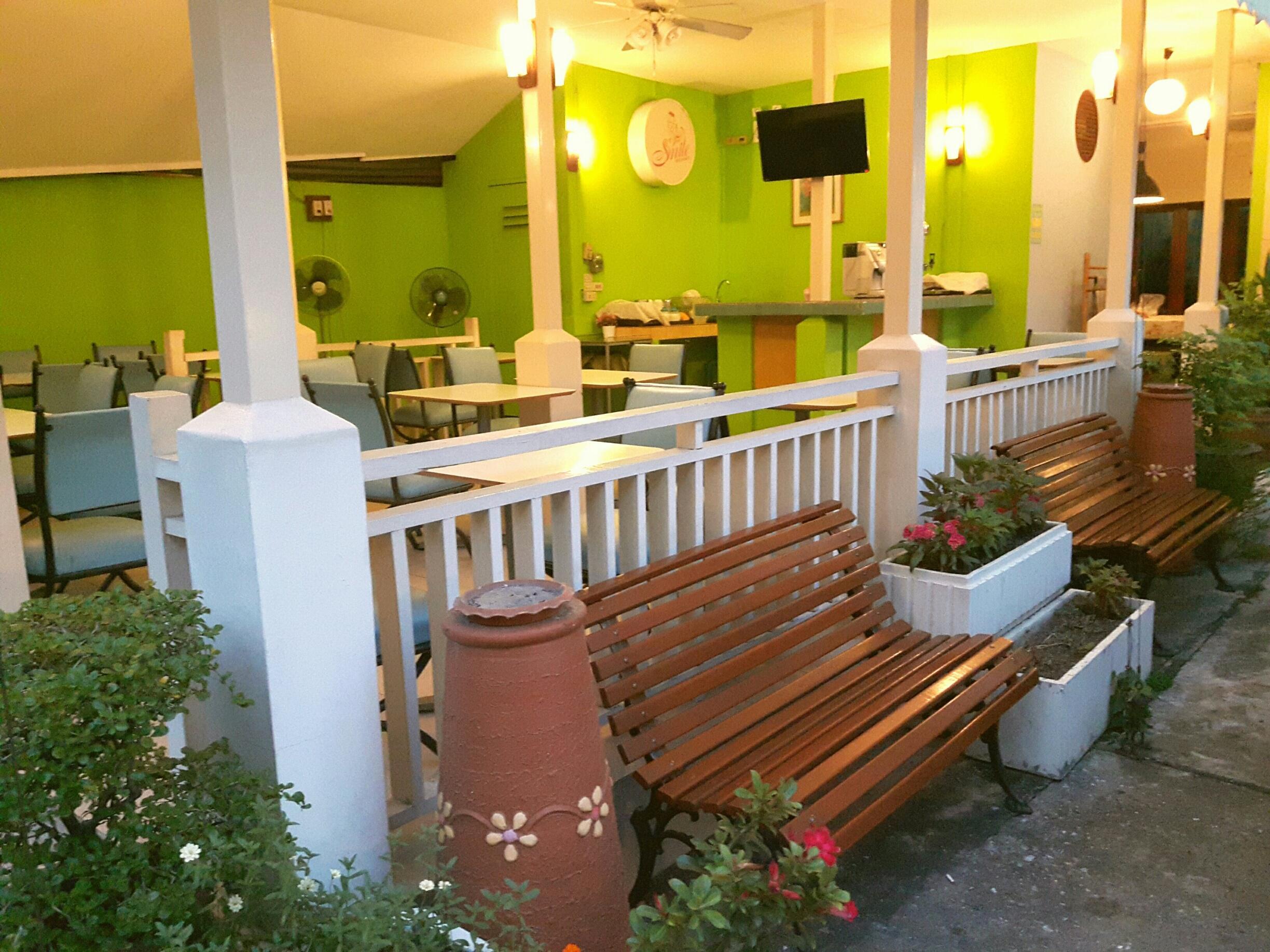 Sawasdee Sukhumvit Inn Banguecoque Exterior foto