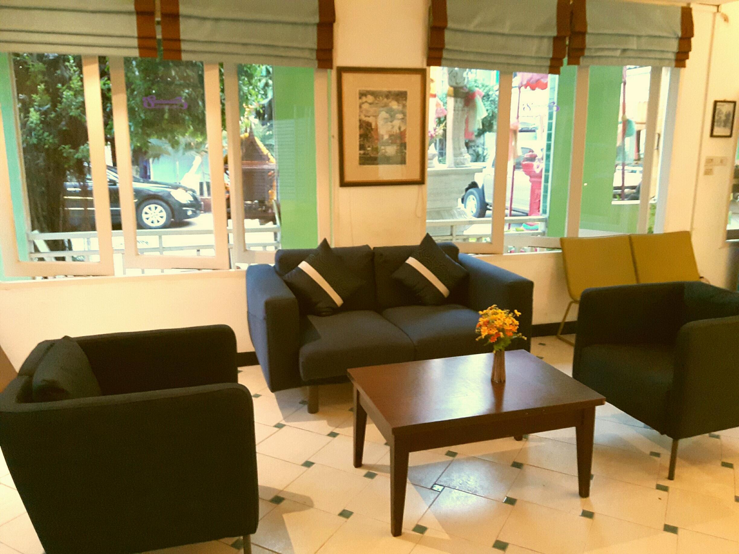 Sawasdee Sukhumvit Inn Banguecoque Exterior foto